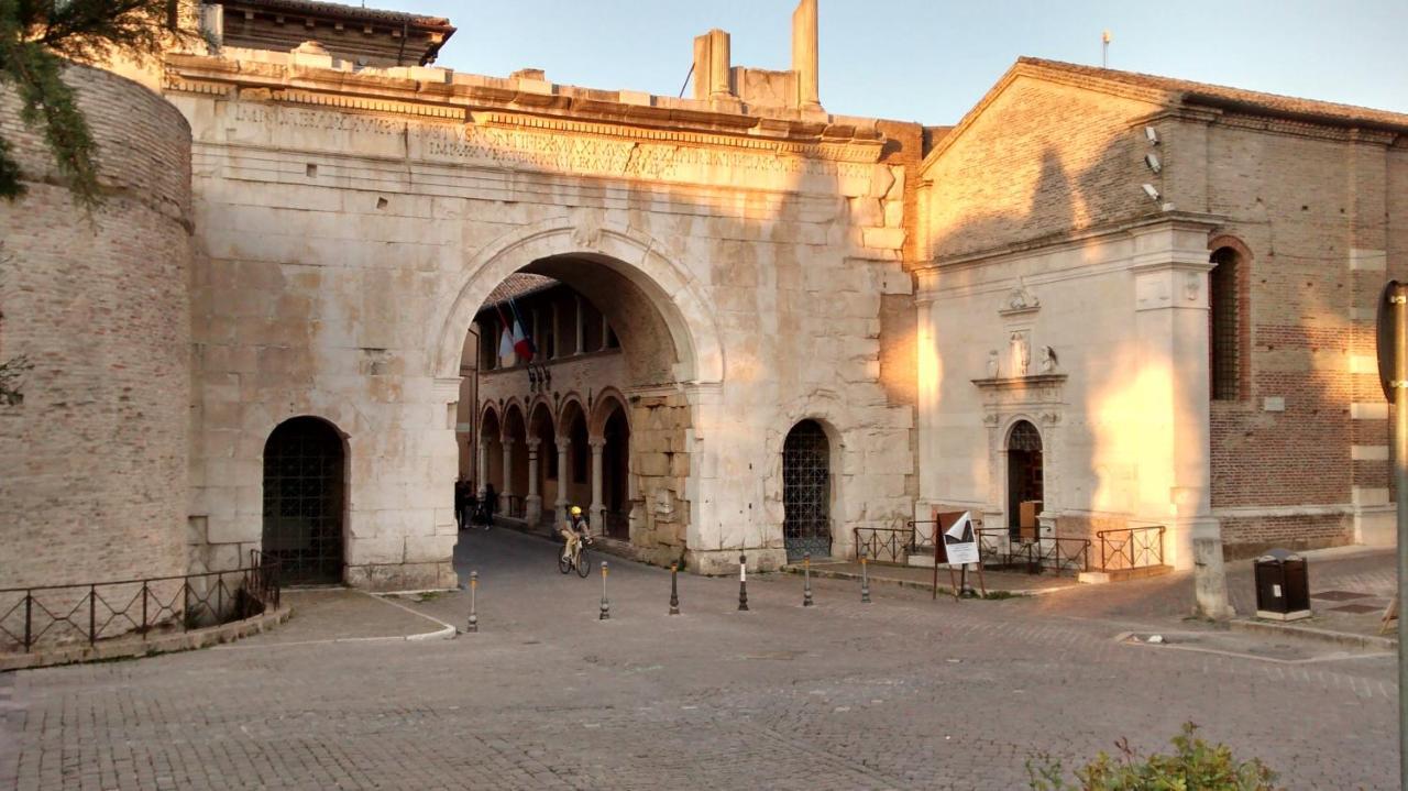 Luna Di Citta Fano Exterior foto